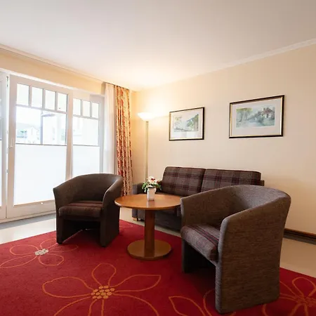 Strandnahe Dünenpark 27, Binz, Id 427 * Binz