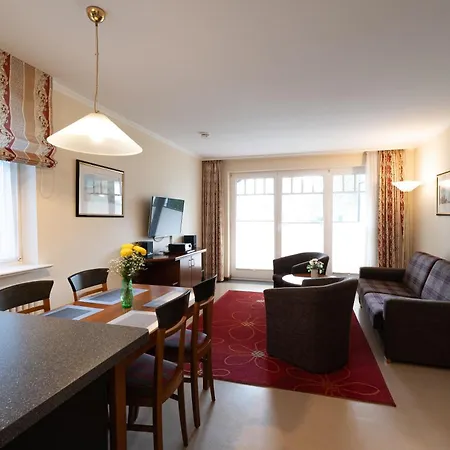 Strandnahe Dünenpark 27, Binz, Id 427 * Binz